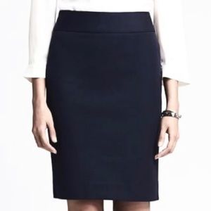 Banana Republic Sloan Pencil Skirt, black, size 2, NWT